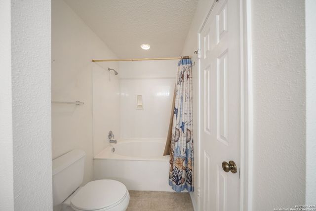 1834 Enero Park, San Antonio, TX 78230