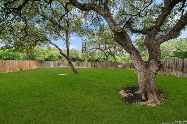 1834 Enero Park, San Antonio, TX 78230