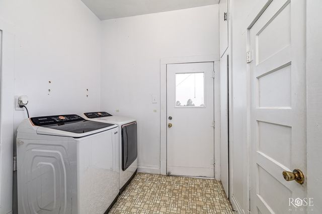 405 W St, Eldorado, TX 76936