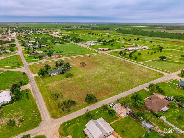 405 W St, Eldorado, TX 76936