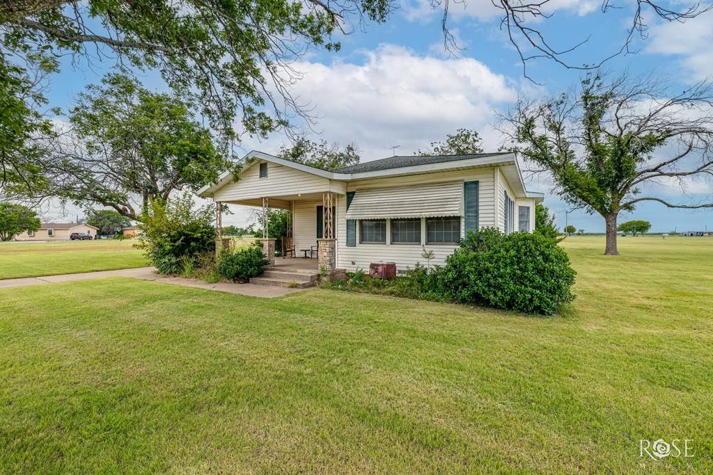 405 W St, Eldorado, TX 76936