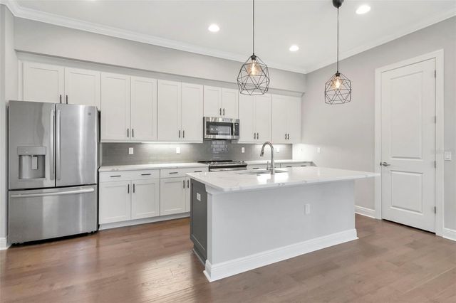 13022 SANCTUARY VILLAGE LANE, Tampa, FL 33624