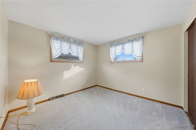 211 Sprucewood Drive, Cheektowaga, NY 14227