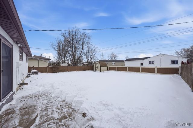 211 Sprucewood Drive, Cheektowaga, NY 14227