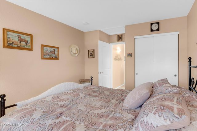 13231 N Classic Overlook Court, Oro Valley, AZ 85755