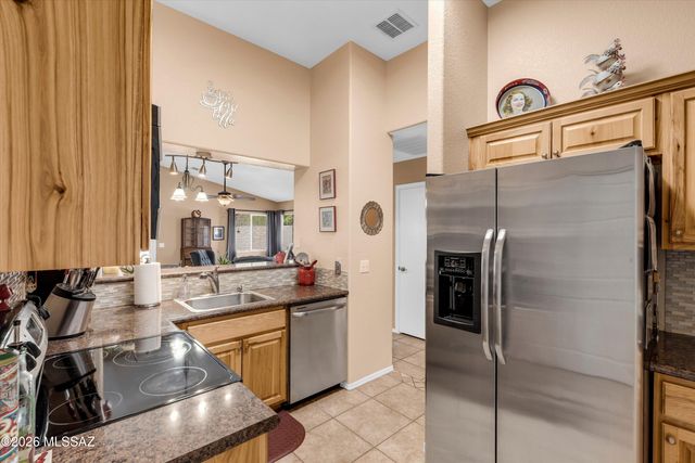 13231 N Classic Overlook Court, Oro Valley, AZ 85755
