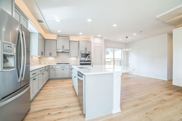14300 McCoy LOOP 21, Austin, TX 78717