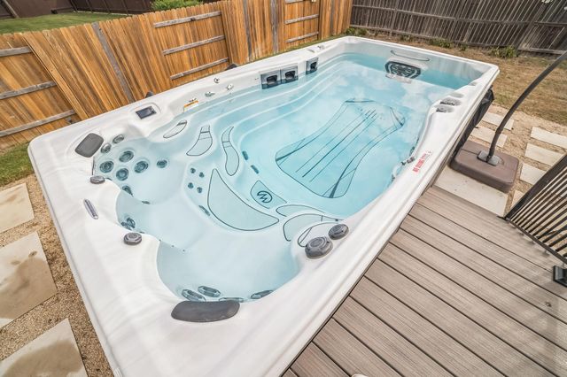 14300 McCoy LOOP 21, Austin, TX 78717