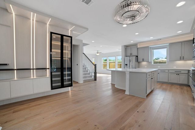 14300 McCoy LOOP 21, Austin, TX 78717