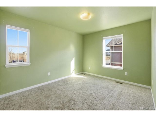 23501 E Saratoga Cir, Aurora, CO 80016