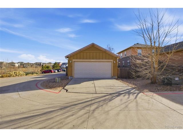 23501 E Saratoga Cir, Aurora, CO 80016
