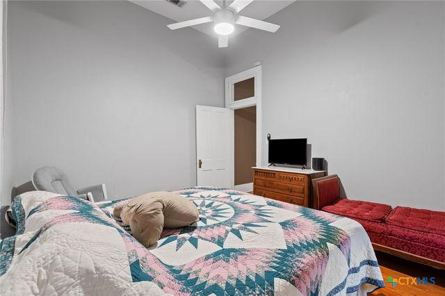 616 N Beal Street, Belton, TX 76513