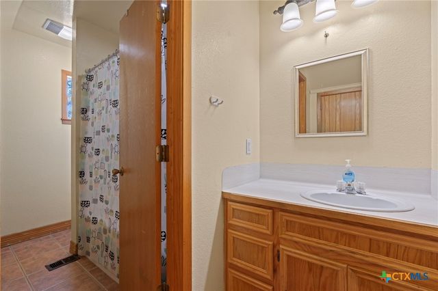 616 N Beal Street, Belton, TX 76513