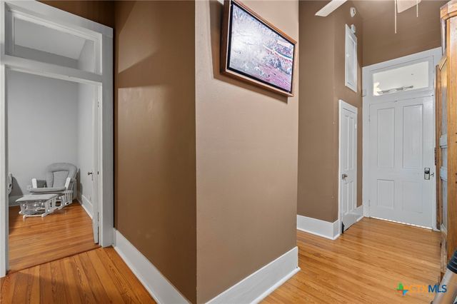 616 N Beal Street, Belton, TX 76513