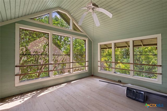 616 N Beal Street, Belton, TX 76513