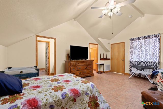 616 N Beal Street, Belton, TX 76513