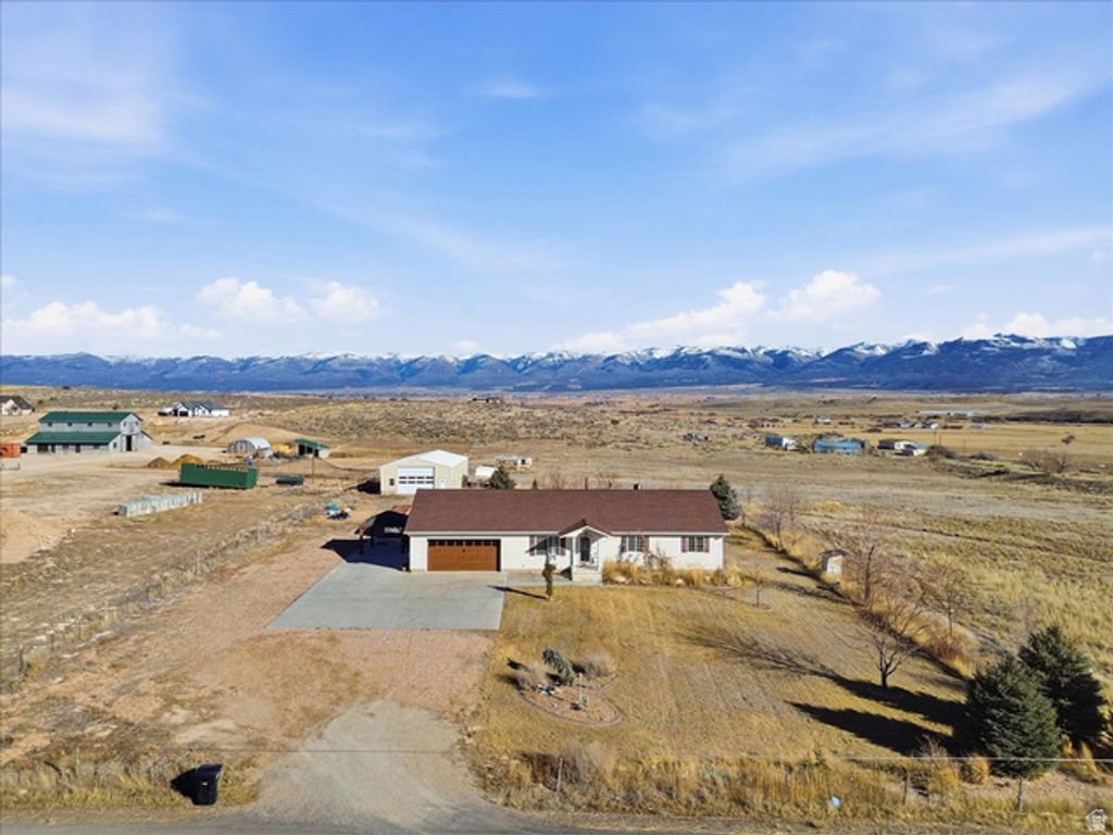 Image 2 of property listing at 17500 N 4250 E, Moroni, UT 84646