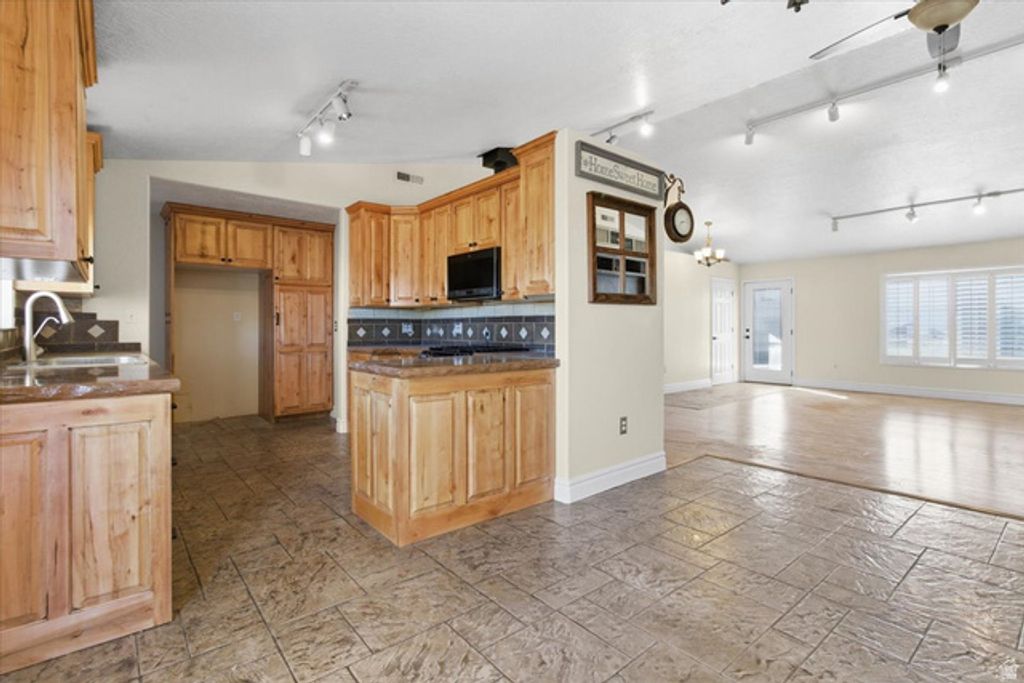 Image 25 of property listing at 17500 N 4250 E, Moroni, UT 84646