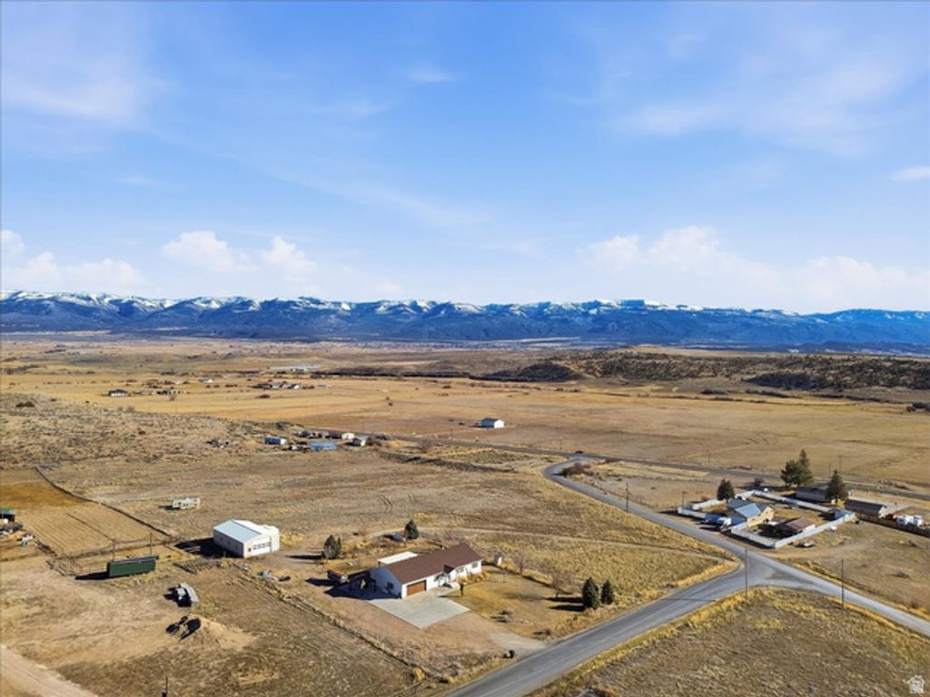 Image 4 of property listing at 17500 N 4250 E, Moroni, UT 84646