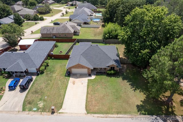 5428 Roadrunner Drive, Durant, OK 74701
