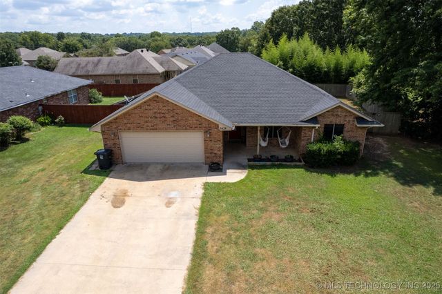 5428 Roadrunner Drive, Durant, OK 74701