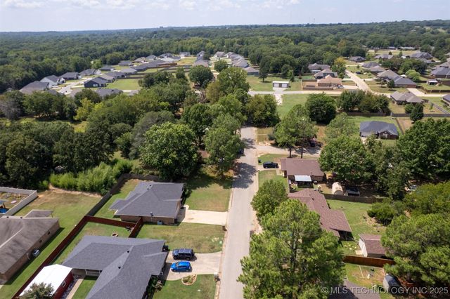 5428 Roadrunner Drive, Durant, OK 74701