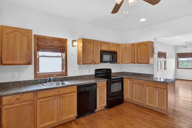 7227 Sharp Reef Rd 1, Pensacola, FL 32507