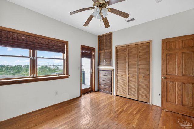 7227 Sharp Reef Rd 1, Pensacola, FL 32507
