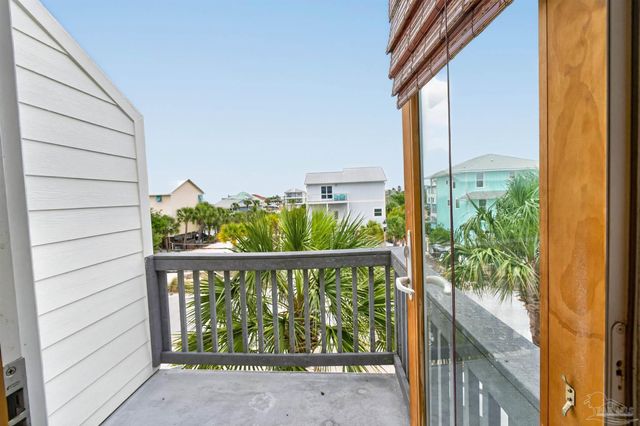 7227 Sharp Reef Rd 1, Pensacola, FL 32507