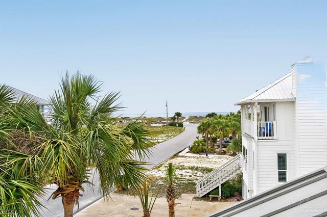 7227 Sharp Reef Rd 1, Pensacola, FL 32507