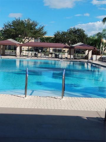 7557 Granville Dr 305, Tamarac, FL 33321