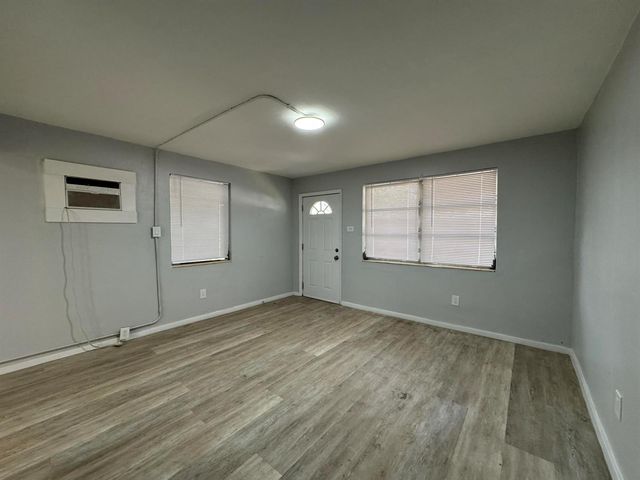 304 NW 14th Avenue, Fort Lauderdale, FL 33311