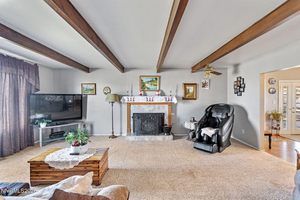 Image 3 of property listing at 11505 Vicksburg Road, Reno, NV 89508