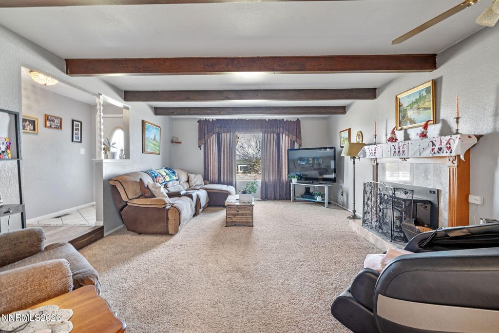 Image 5 of property listing at 11505 Vicksburg Road, Reno, NV 89508