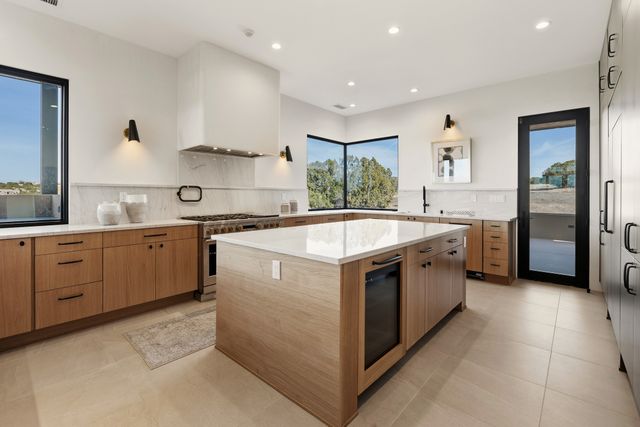 9 Tierra Antigua, Santa Fe, NM 87506