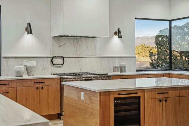 9 Tierra Antigua, Santa Fe, NM 87506