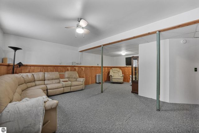 1753 Bedford Lane, Traverse City, MI 49685