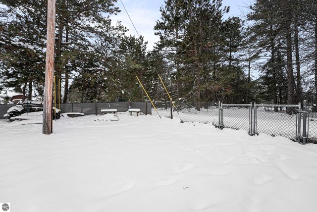 1753 Bedford Lane, Traverse City, MI 49685