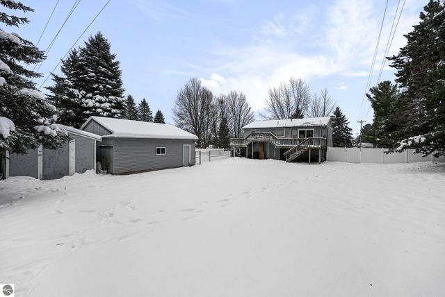 1753 Bedford Lane, Traverse City, MI 49685