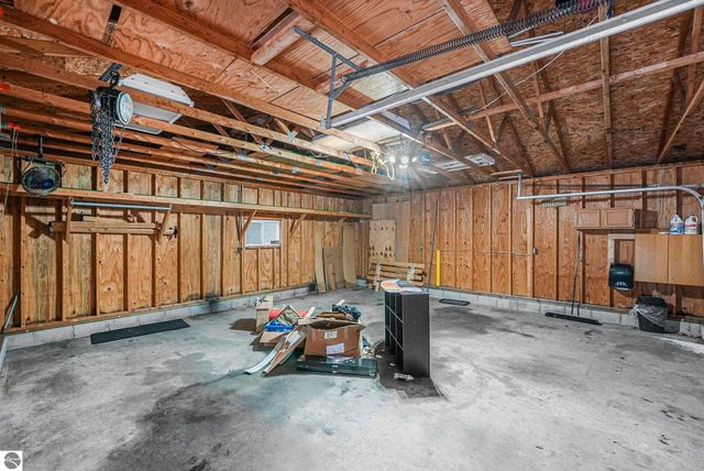 1753 Bedford Lane, Traverse City, MI 49685