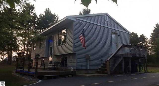 1753 Bedford Lane, Traverse City, MI 49685