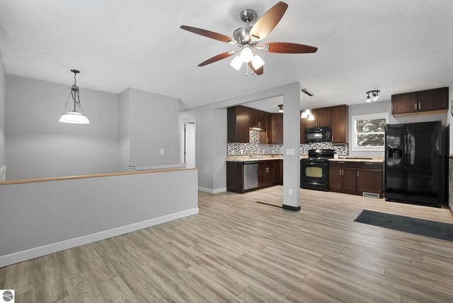 1753 Bedford Lane, Traverse City, MI 49685