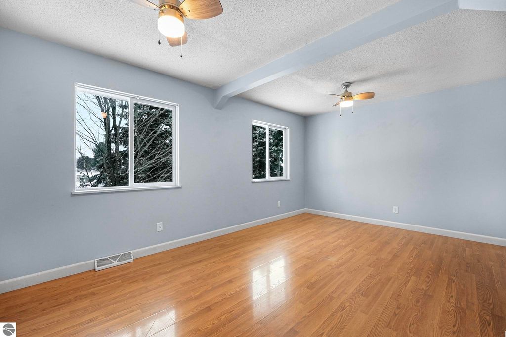 Image 12 of property listing at 1753 Bedford Lane, Traverse City, MI 49685