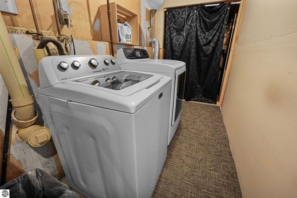 Image 24 of property listing at 1753 Bedford Lane, Traverse City, MI 49685