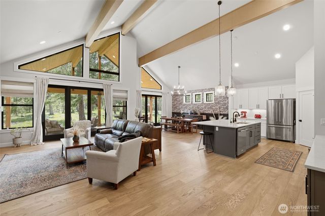1131 Domerie Park Loop, Cle Elum, WA 98922