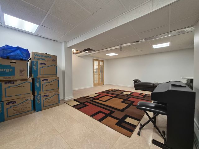 3817 Baybrook Drive, Aurora, IL 60504