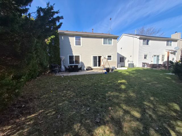 3817 Baybrook Drive, Aurora, IL 60504