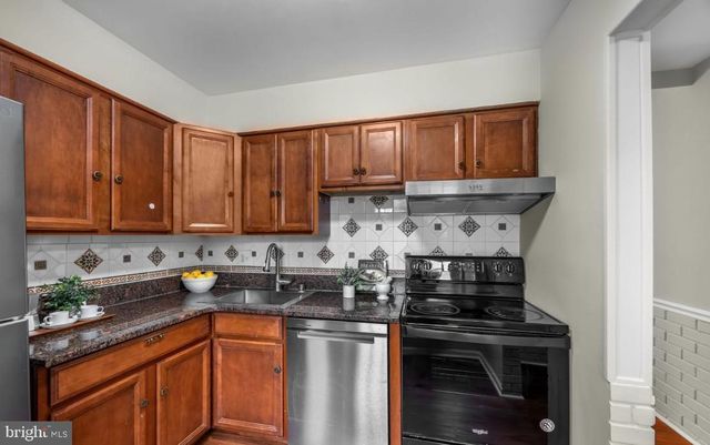 5822 BURKE MANOR CT, Burke, VA 22015