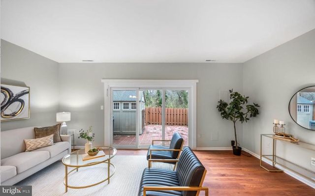5822 BURKE MANOR CT, Burke, VA 22015