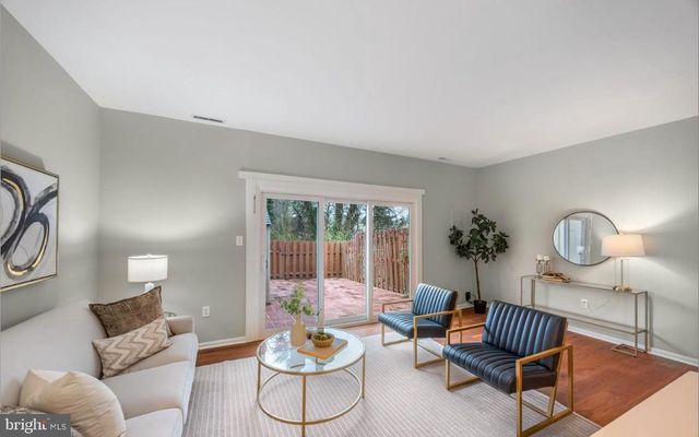 5822 BURKE MANOR CT, Burke, VA 22015
